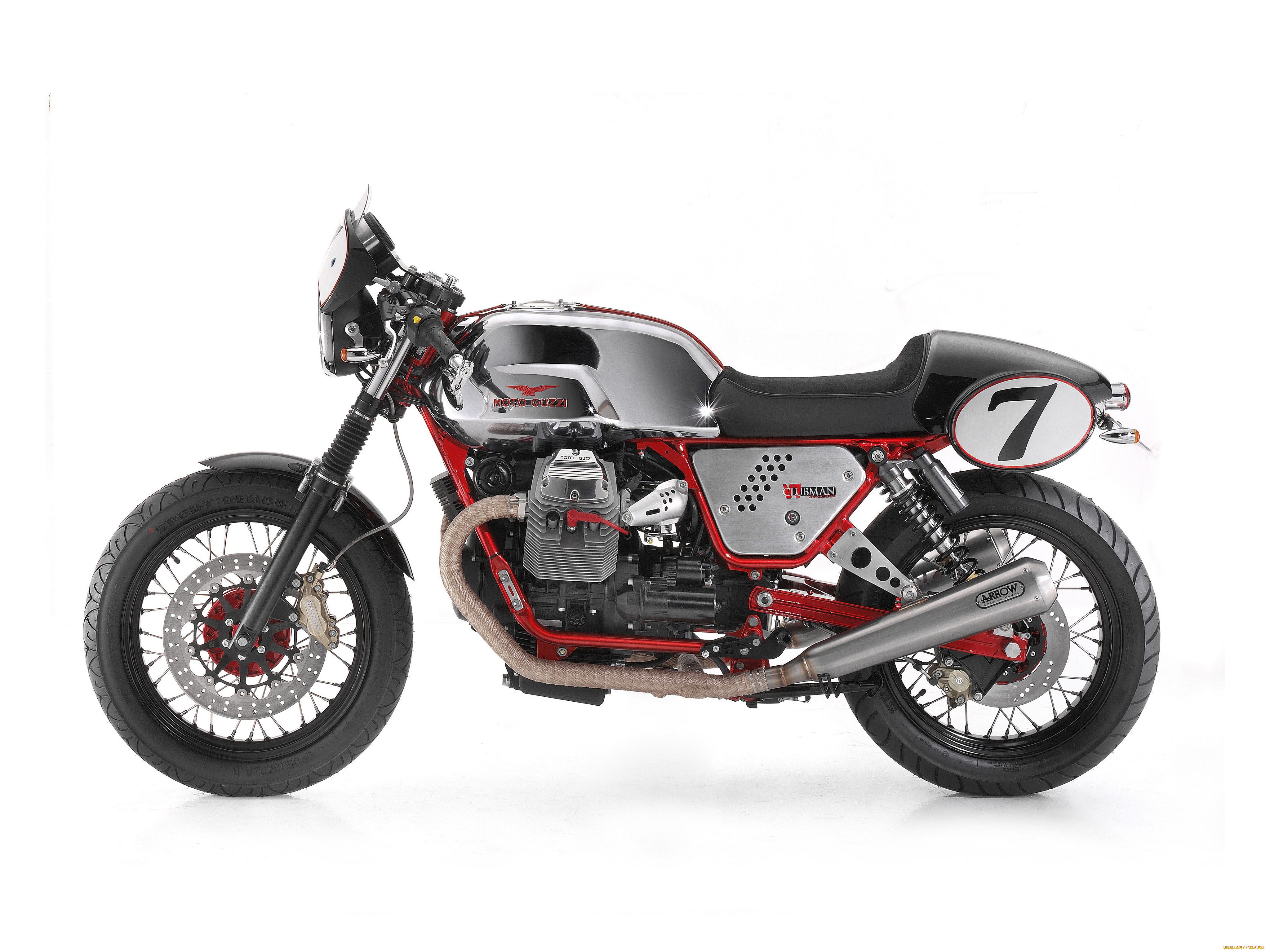 Байка каталог. Racer v7. Moto Guzzi кардан. Мото Гуцци v7 характеристики. Гуцци мотоциклы зеленый.